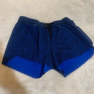lululemon flowy shorts